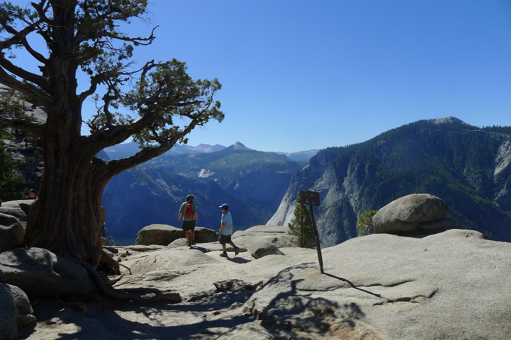 YosemiteCreek 050